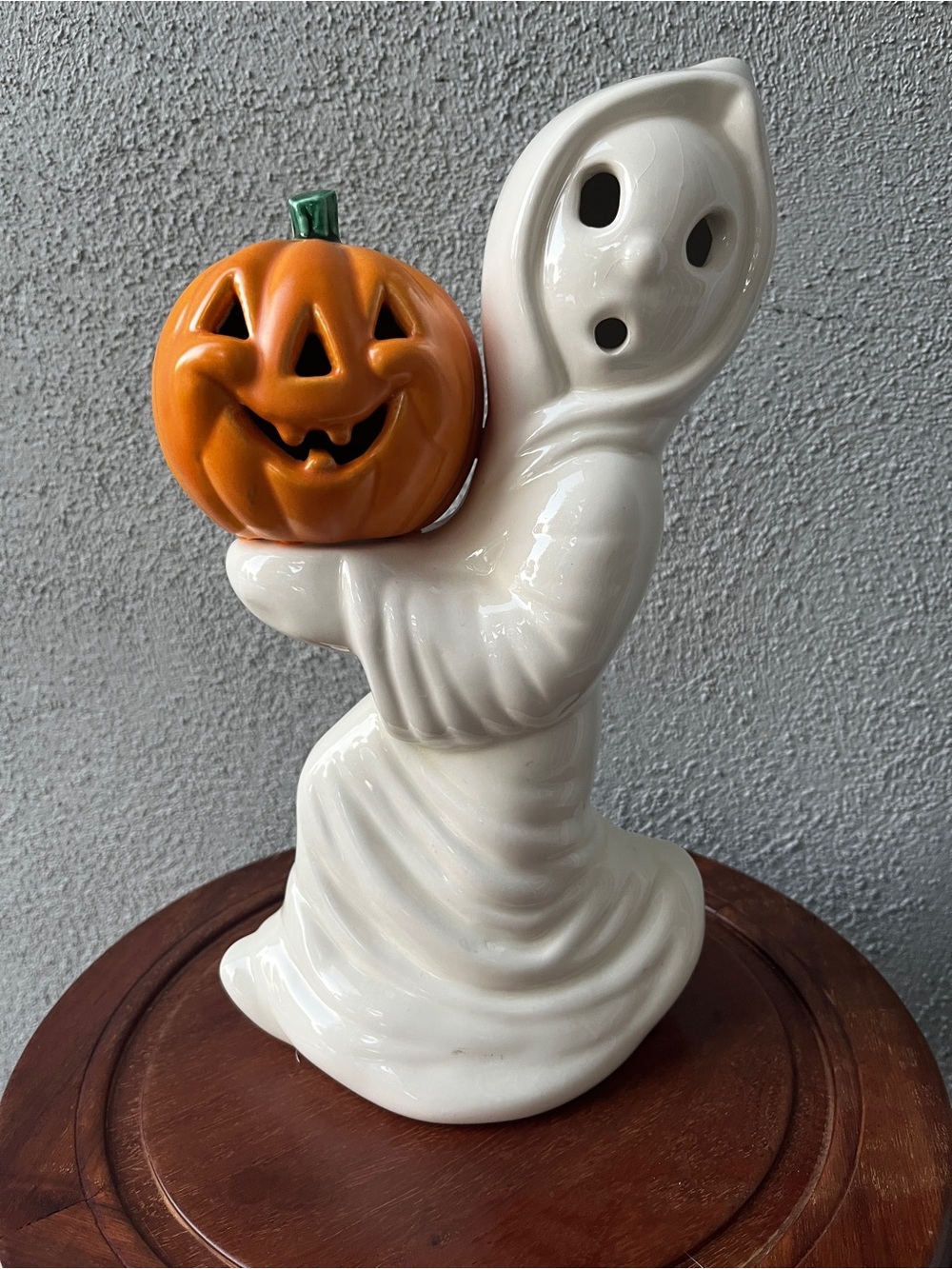 Vintage Halloween Ceramic Ghost Holding Pumpkin Halloween Jack-o-Lantern 12"